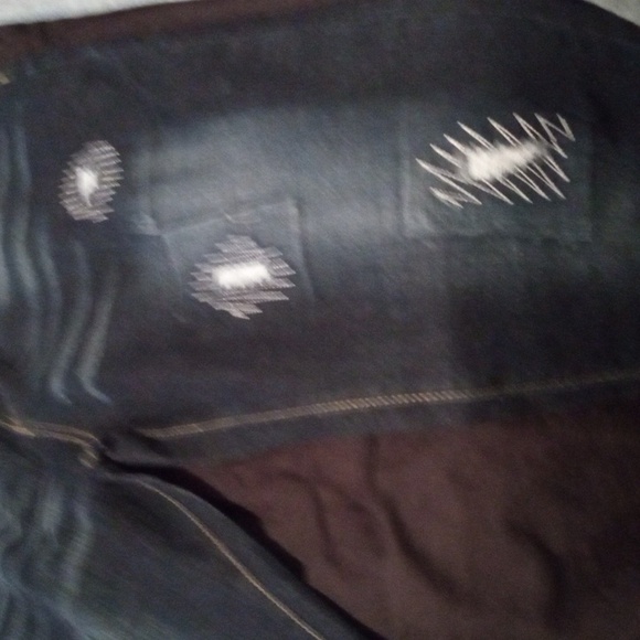 New Jeans - Picture 4 of 11